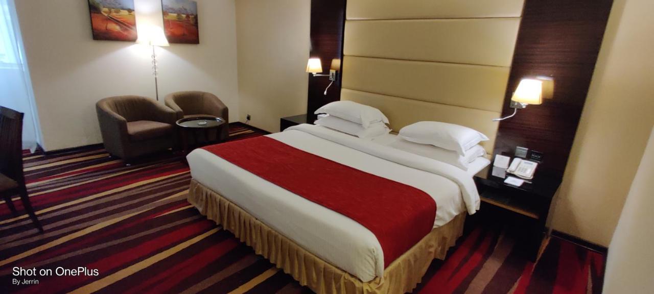 Nehal Hotel Abú Dhabí Exteriér fotografie