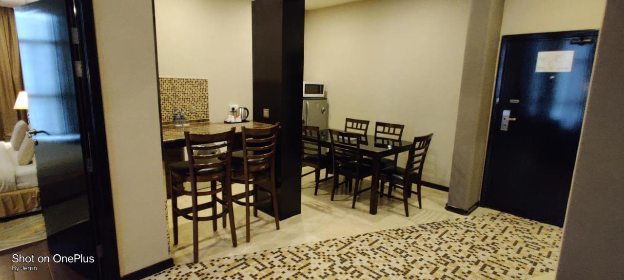 Nehal Hotel Abú Dhabí Exteriér fotografie