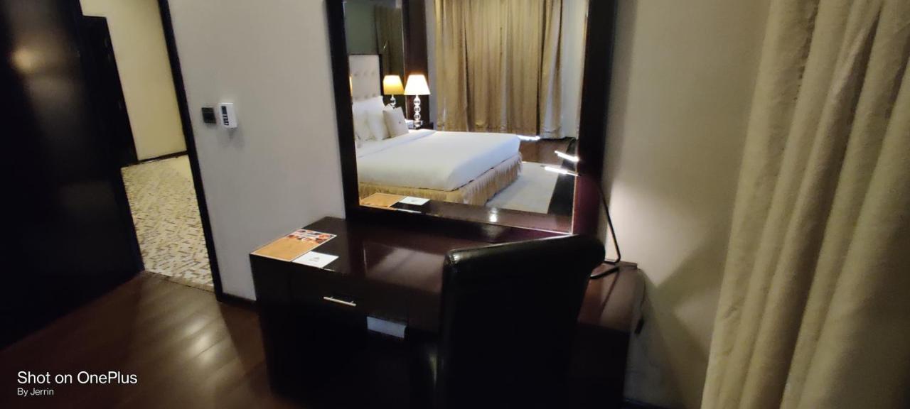 Nehal Hotel Abú Dhabí Exteriér fotografie